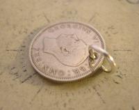 Vintage Pocket Watch Chain Fob 1950 Lucky Silver Sixpence Old 6d Coin Fob (6 of 8) Vintage Pocket Watch Chain Fob 1950 Lucky Silver Sixpence Old 6d Coin Fob (6 of 8)