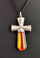 Victorian Scottish Silver & Amber Cross Pendant (2 of 11) Victorian Scottish Silver & Amber Cross Pendant (2 of 11)