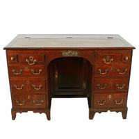 18th Century Architect's Kneehole Desk (2 of 8) 18th Century Architect's Kneehole Desk (2 of 8)