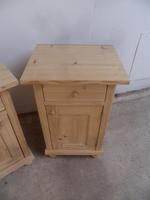 Superb Pair of Antique Pine Victorian Bedside Cabinets to wax / paint (5 of 8) Superb Pair of Antique Pine Victorian Bedside Cabinets to wax / paint (5 of 8)