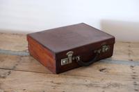 Small Vintage Leather Suitcase (10 of 10) Small Vintage Leather Suitcase (10 of 10)