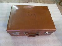 Fine Quality Leather Dressing Case & Fittings (5 of 14) Fine Quality Leather Dressing Case & Fittings (5 of 14)