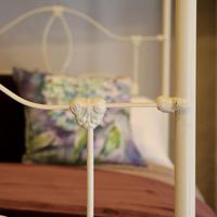 Cream Victorian Four Poster Single Bed (5 of 8) Cream Victorian Four Poster Single Bed (5 of 8)