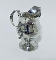 Antique 18th Century Georgian Solid Sterling Silver Milk or Cream Jug (6 of 12) Antique 18th Century Georgian Solid Sterling Silver Milk or Cream Jug (6 of 12)