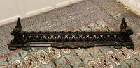 Decorative Victorian Cast Iron Fender (6 of 8) Decorative Victorian Cast Iron Fender (6 of 8)