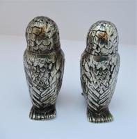 Charming Pair of Victorian EPNS Owl Pepperettes (6 of 9) Charming Pair of Victorian EPNS Owl Pepperettes (6 of 9)