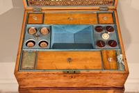 18th Century Satinwood Embroidery / Sewing Box (5 of 7) 18th Century Satinwood Embroidery / Sewing Box (5 of 7)