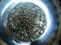 Walker & Hall Silver Plated- Repousse Bowl (7 of 9) Walker & Hall Silver Plated- Repousse Bowl (7 of 9)