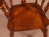 Very Good 19th Century Broad Arm Yew Windsor Chair (10 of 10) Very Good 19th Century Broad Arm Yew Windsor Chair (10 of 10)