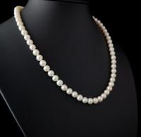 Vintage 1940s Cultured Pearl necklace, 14k gold (5 of 11) Vintage 1940s Cultured Pearl necklace, 14k gold (5 of 11)