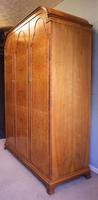 Quality Burr Walnut Triple Wardrobe c.1930 (10 of 15) Quality Burr Walnut Triple Wardrobe c.1930 (10 of 15)