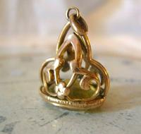 Antique Pocket Watch Chain Fob 1910 Art Nouveau Big Rose Gilt & Green Stone Fob (7 of 9) Antique Pocket Watch Chain Fob 1910 Art Nouveau Big Rose Gilt & Green Stone Fob (7 of 9)