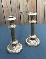 Pair of Arts & Crafts Brass Barley Twist Column Candlesticks (4 of 5) Pair of Arts & Crafts Brass Barley Twist Column Candlesticks (4 of 5)