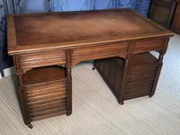 Victorian Oak Aesthetic Movement Desk (17 of 18) Victorian Oak Aesthetic Movement Desk (17 of 18)