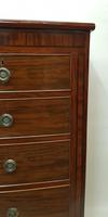 Georgian Mahogany Bowfront Chest of Drawers (6 of 7) Georgian Mahogany Bowfront Chest of Drawers (6 of 7)