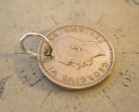 Vintage Pocket Watch Chain Fob 1950 Lucky Silver Sixpence Old 6d Coin Fob (4 of 8) Vintage Pocket Watch Chain Fob 1950 Lucky Silver Sixpence Old 6d Coin Fob (4 of 8)