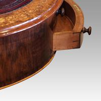 Victorian Inlaid Walnut Kidney Desk (7 of 14) Victorian Inlaid Walnut Kidney Desk (7 of 14)
