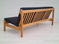 Danish Design by Børge Mogensen, Sofa Model 217, Completely Reupholstered 1970s, Furniture Wool, Oak (7 of 13) Danish Design by Børge Mogensen, Sofa Model 217, Completely Reupholstered 1970s, Furniture Wool, Oak (7 of 13)