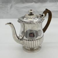 Antique George IV Sterling Silver Gravy Argyle London 1822 Thomas Burwash (5 of 8) Antique George IV Sterling Silver Gravy Argyle London 1822 Thomas Burwash (5 of 8)