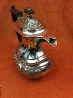 Antique Silver Plated Teapot or Coffee Pot JB Chatterly & Sons Ltd c.1920 (6 of 8) Antique Silver Plated Teapot or Coffee Pot JB Chatterly & Sons Ltd c.1920 (6 of 8)