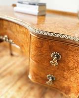 Burr Walnut Dressing Table / Desk / Vanity Table / Sideboard (4 of 5) Burr Walnut Dressing Table / Desk / Vanity Table / Sideboard (4 of 5)