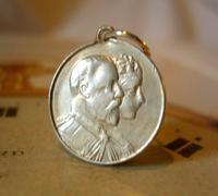 Antique Pocket Watch Chain Coin Fob 1902 Coronation King Edward V11 & Alexandra (2 of 3) Antique Pocket Watch Chain Coin Fob 1902 Coronation King Edward V11 & Alexandra (2 of 3)