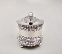 Small Victorian Silver Mustard Pot by William Devenport, Birmingham 1895 (3 of 8) Small Victorian Silver Mustard Pot by William Devenport, Birmingham 1895 (3 of 8)