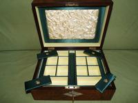 QUALITY Inlaid Figured Walnut Jewellery Box + Tray c.1870 (11 of 14) QUALITY Inlaid Figured Walnut Jewellery Box + Tray c.1870 (11 of 14)