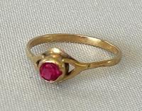 Unusual 8ct Gold Edwardian Ruby Ring