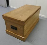 Victorian Pine Blanket Box, Coffee Table (5 of 6) Victorian Pine Blanket Box, Coffee Table (5 of 6)