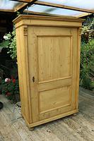 Fabulous Large Old Pine One Door Cupboard - Linen/Food/Kitchen/Larger/Wardrobe - We Del;iver! (5 of 11) Fabulous Large Old Pine One Door Cupboard - Linen/Food/Kitchen/Larger/Wardrobe - We Del;iver! (5 of 11)