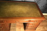 Edwardian Mahogany Pedestal Desk (4 of 4) Edwardian Mahogany Pedestal Desk (4 of 4)