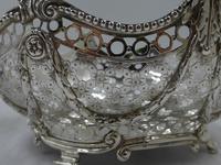 Pair of Antique Victorian Silver Baskets - London 1882 (6 of 8) Pair of Antique Victorian Silver Baskets - London 1882 (6 of 8)