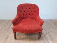 Victorian walnut easy chair Victorian walnut easy chair
