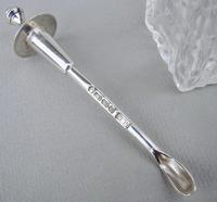 Victorian Silver Cayenne Pepper Spoon with Glass Bottle by Henry Matthews, Birmingham 1877 (3 of 4) Victorian Silver Cayenne Pepper Spoon with Glass Bottle by Henry Matthews, Birmingham 1877 (3 of 4)