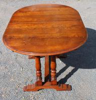1940s Slim Oak Draw-leaf Table with 1 Leaf (2 of 3) 1940s Slim Oak Draw-leaf Table with 1 Leaf (2 of 3)