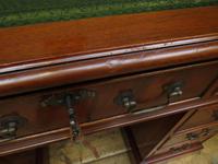 Small Antique Reproduction Pedestal Desk with Leather top, Brights of Nettlebed (4 of 10) Small Antique Reproduction Pedestal Desk with Leather top, Brights of Nettlebed (4 of 10)