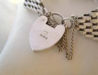 Vintage Sterling Silver Gate Bracelet 1976 St Christopher & Heart Padlock 34.3 Grams (7 of 12) Vintage Sterling Silver Gate Bracelet 1976 St Christopher & Heart Padlock 34.3 Grams (7 of 12)