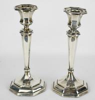 1912-1913 Birmingham William Hutton & Sons Silver Candlesticks (8 of 10) 1912-1913 Birmingham William Hutton & Sons Silver Candlesticks (8 of 10)