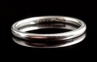 Vintage Art Deco Platinum Wedding Band (10 of 12) Vintage Art Deco Platinum Wedding Band (10 of 12)