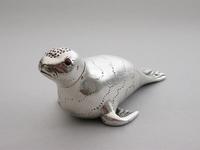 Victorian Novelty Silver Seal Pepperette by Charles & Charles Asprey, London, 1882 (3 of 14) Victorian Novelty Silver Seal Pepperette by Charles & Charles Asprey, London, 1882 (3 of 14)