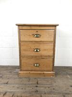 Antique Pine Chest of Drawers on a Plinth Base (13 of 13) Antique Pine Chest of Drawers on a Plinth Base (13 of 13)