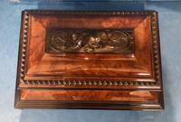 Victorian Burr Cedar & Ebony Shaped Tea Caddy (11 of 20) Victorian Burr Cedar & Ebony Shaped Tea Caddy (11 of 20)