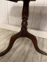 Victorian Tilt Top Table (3 of 4) Victorian Tilt Top Table (3 of 4)