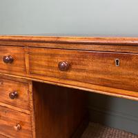Quality Victorian Mahogany Antique Pedestal Desk (3 of 5) Quality Victorian Mahogany Antique Pedestal Desk (3 of 5)