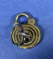Victorian Brass Working Padlock & Key c.1880 (3 of 7) Victorian Brass Working Padlock & Key c.1880 (3 of 7)