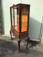 Antique Burr Walnut Display Cabinet (8 of 10) Antique Burr Walnut Display Cabinet (8 of 10)