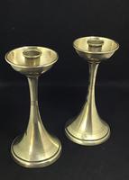 Pair of Arts & Crafts Brass Elegant Candlesticks (5 of 6) Pair of Arts & Crafts Brass Elegant Candlesticks (5 of 6)