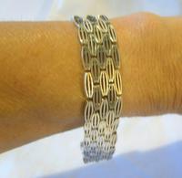 Vintage Sterling Silver Gate Bracelet 1975 Chunky Heart Padlock 7 1/2" Length 35 Grams (10 of 10) Vintage Sterling Silver Gate Bracelet 1975 Chunky Heart Padlock 7 1/2" Length 35 Grams (10 of 10)