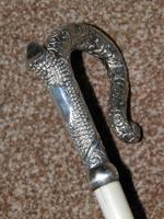 Antique Hallmarked 1887 Repousse Silver Petite Dress Cane With Vacant Cartouche (2 of 10) Antique Hallmarked 1887 Repousse Silver Petite Dress Cane With Vacant Cartouche (2 of 10)
